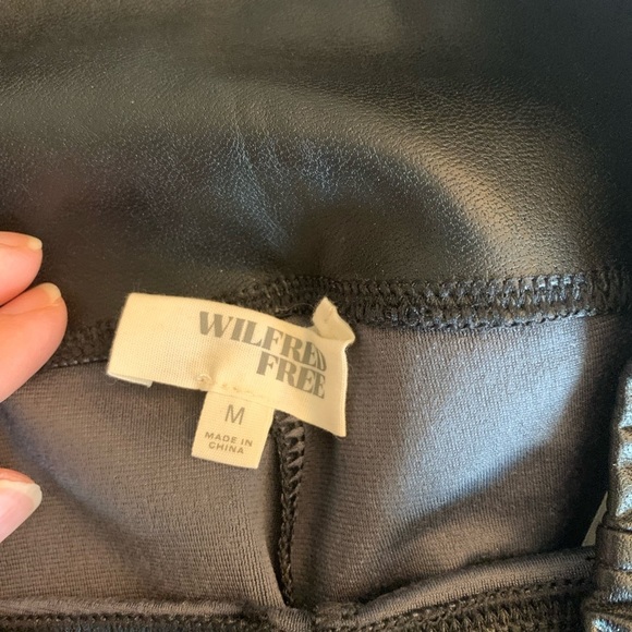 Wilfred Free black Daria leggings,  size medium. - Picture 8 of 12